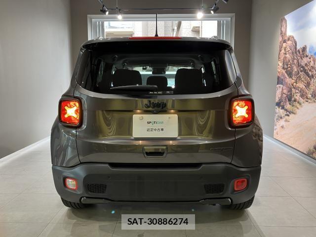 Jeep RENEGADE 2018-06 6672045-7