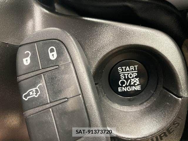 Jeep RENEGADE 2020-11 6672035-9