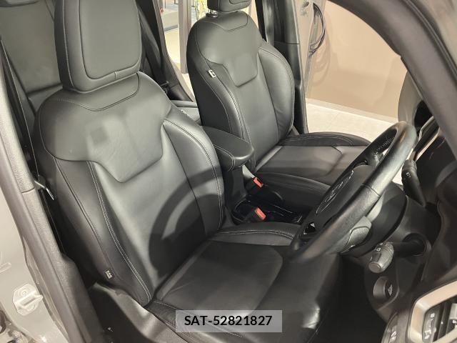 Jeep RENEGADE 2021-04 6672032-1
