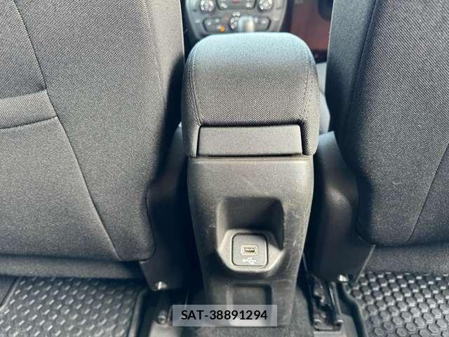 Jeep RENEGADE 2021-01 6676434-23
