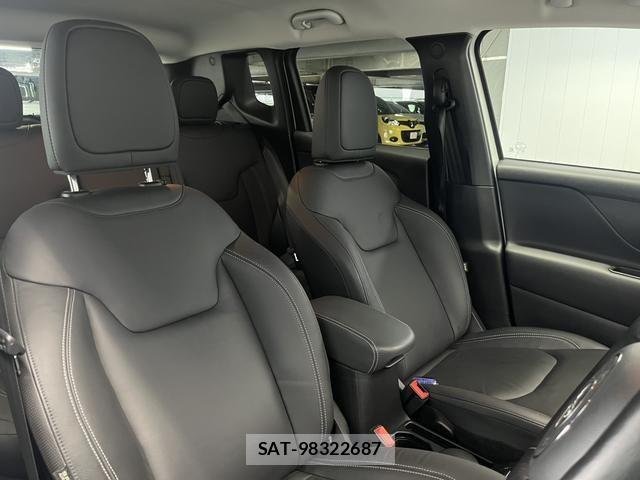 Jeep RENEGADE 2023-07 6676432-3