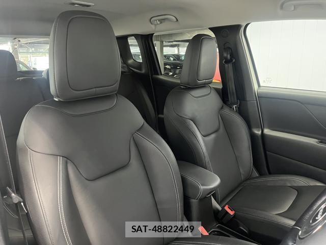 Jeep RENEGADE 2023-08 6676430-3