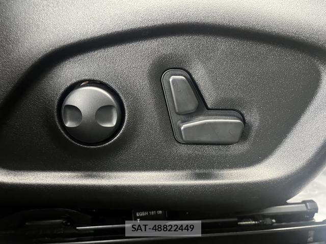 Jeep RENEGADE 2023-08 6676430-8