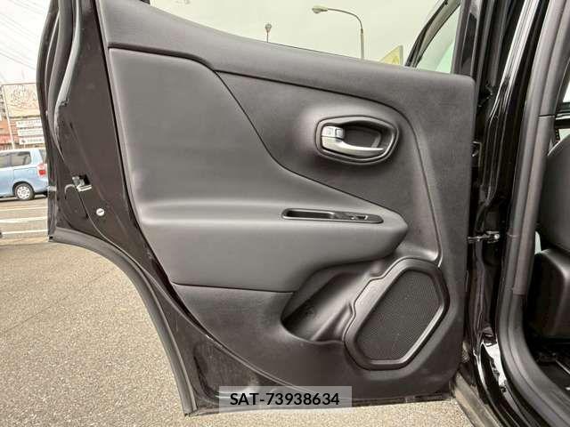 Jeep RENEGADE 2020-07 6691065-16