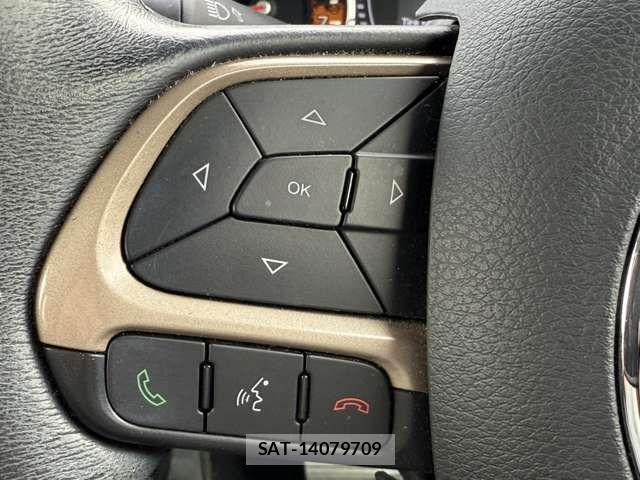 Jeep RENEGADE 2017-09 6691066-3