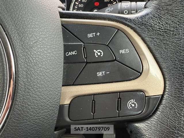 Jeep RENEGADE 2017-09 6691066-4