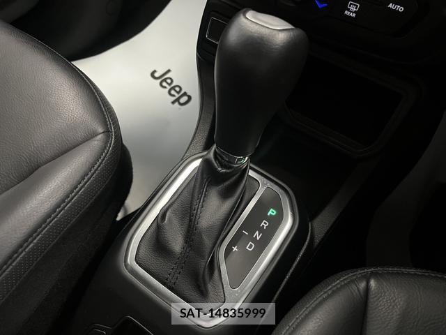 Jeep RENEGADE 2023-06 6716372-12