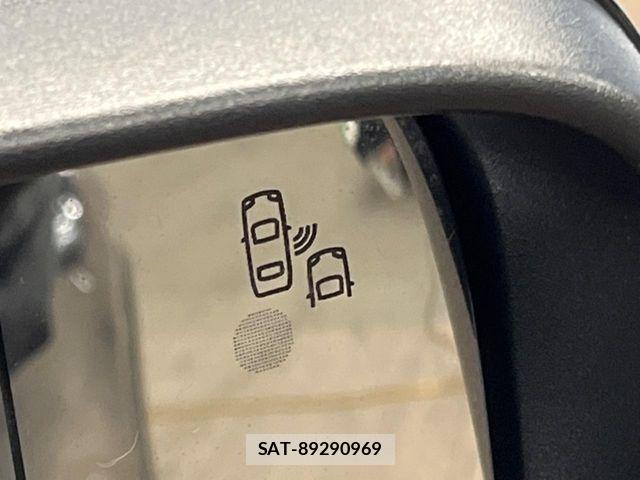 Jeep RENEGADE 2023-10 6815396-6