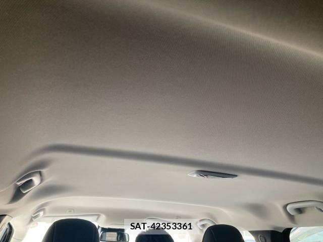 Jeep RENEGADE 2019-05 6906881-8