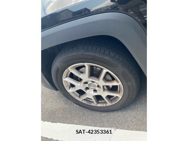 Jeep RENEGADE 2019-05 6906881-10