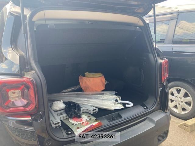 Jeep RENEGADE 2019-05 6906881-7
