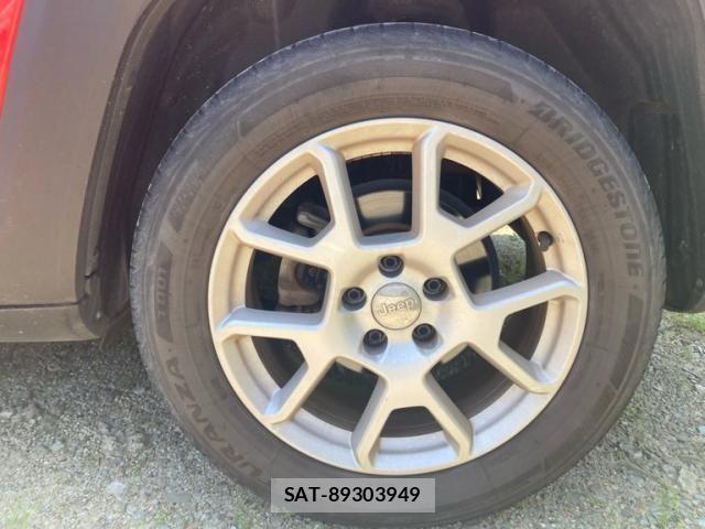 Jeep RENEGADE 2019-12 6906880-11