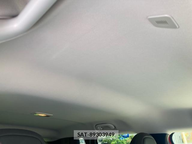 Jeep RENEGADE 2019-12 6906880-17