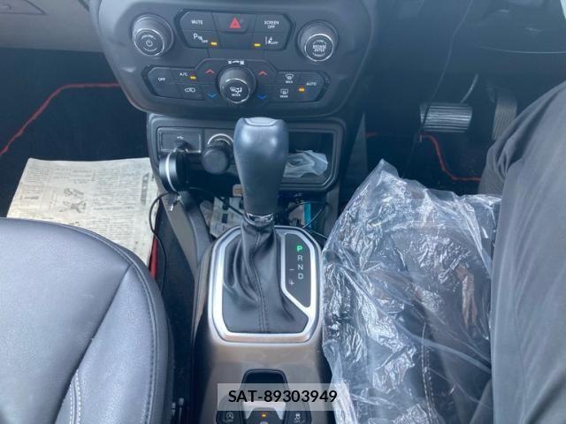 Jeep RENEGADE 2019-12 6906880-23