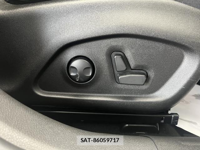 Jeep RENEGADE 2023-09 6906879-8