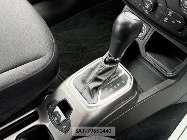 Jeep RENEGADE 2022-09 6994424-17