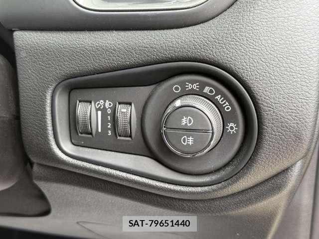 Jeep RENEGADE 2022-09 6994424-21