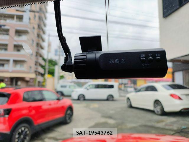 Jeep RENEGADE 2021-03 7058983-18