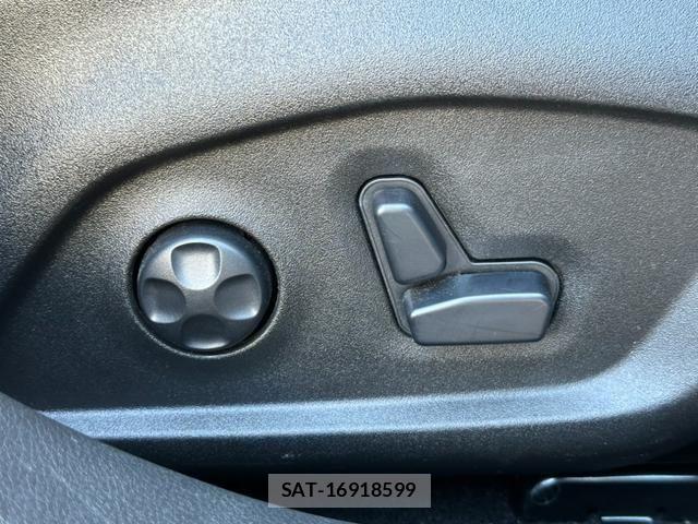 Jeep RENEGADE 2023-07 7058972-9