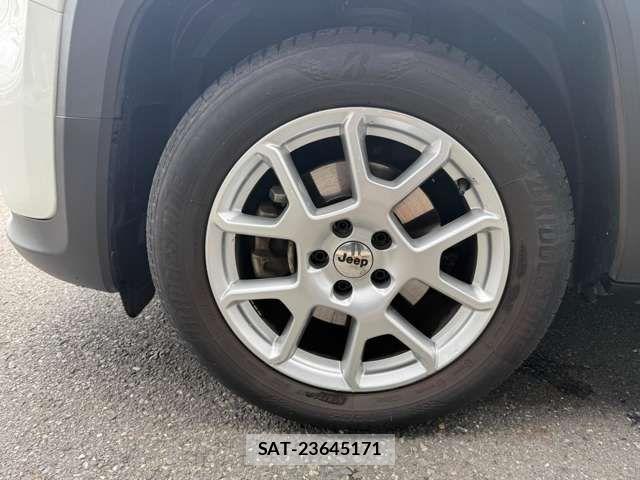 Jeep RENEGADE 2023-10 7220059-4