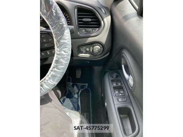 Jeep RENEGADE 2022-10 7220057-14