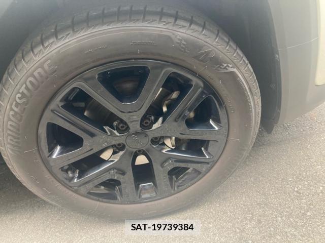 Jeep RENEGADE 2020-07 7220053-2