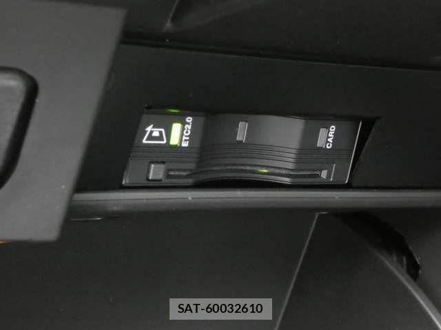 Jeep RENEGADE 2023-12 7220060-14