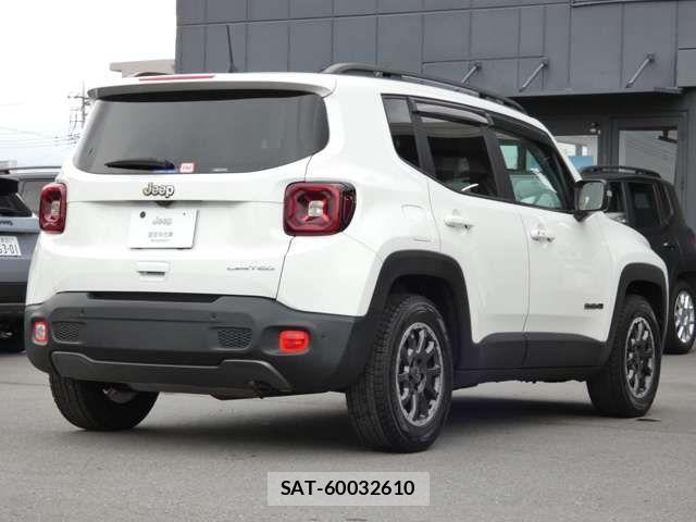 Jeep RENEGADE 2023-12 7220060-1