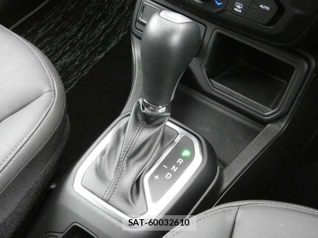 Jeep RENEGADE 2023-12 7220060-19