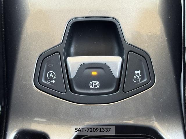 Jeep RENEGADE 2020-11 7272091-22