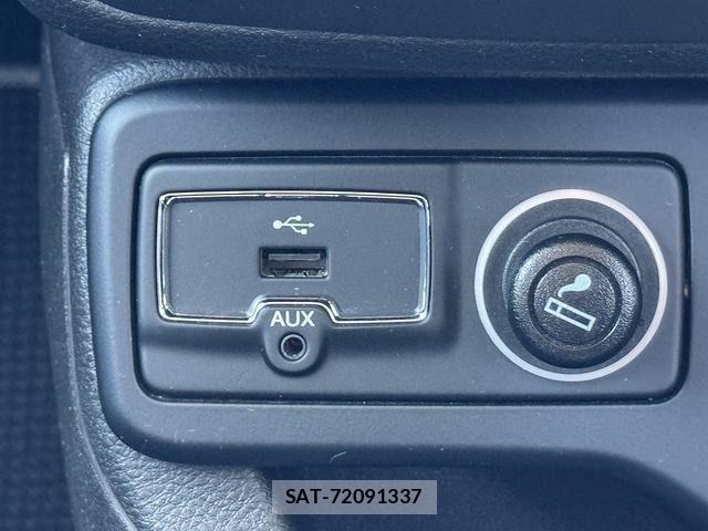 Jeep RENEGADE 2020-11 7272091-25