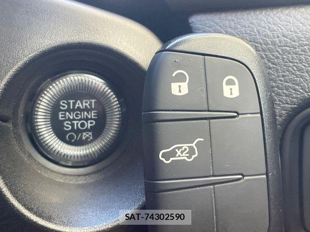 Jeep RENEGADE 2023-06 7327634-7