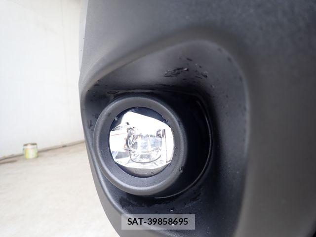 Jeep RENEGADE 2021-09 7358197-10