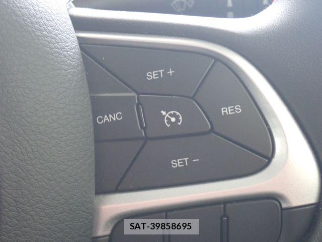 Jeep RENEGADE 2021-09 7358197-16