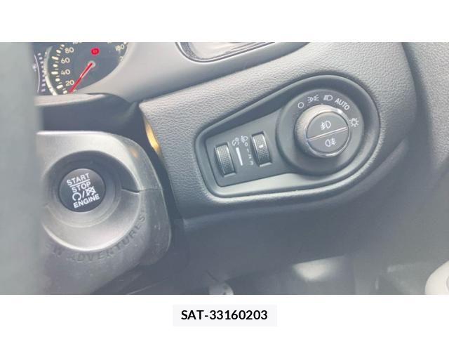 Jeep RENEGADE 2019-06 7358201-15