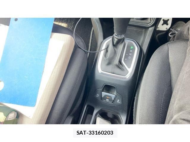 Jeep RENEGADE 2019-06 7358201-22