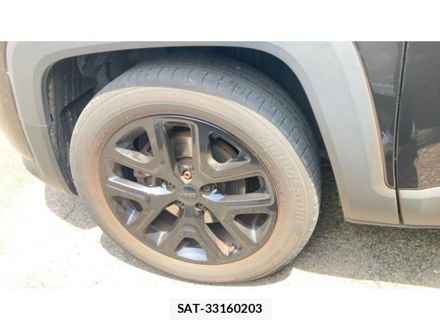 Jeep RENEGADE 2019-06 7358201-6