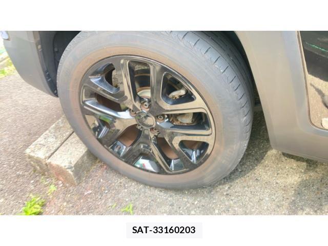Jeep RENEGADE 2019-06 7358201-8