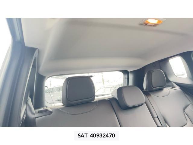 Jeep RENEGADE 2021-08 7358202-19