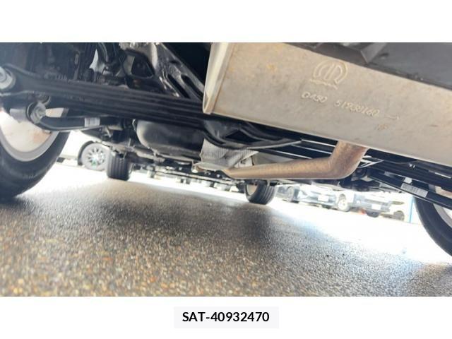 Jeep RENEGADE 2021-08 7358202-23