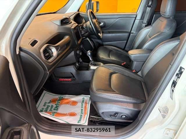 Jeep RENEGADE 2020-07 7455019-13