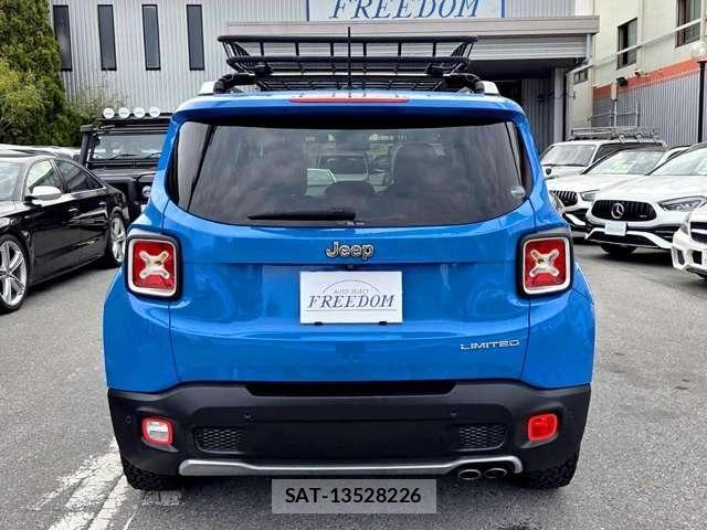 Jeep RENEGADE 2015-10 7455021-11