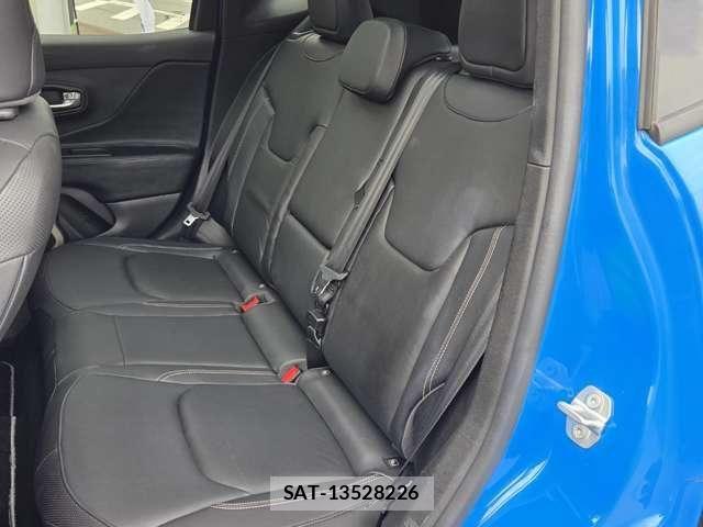 Jeep RENEGADE 2015-10 7455021-15