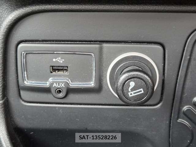 Jeep RENEGADE 2015-10 7455021-20