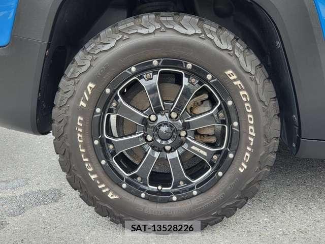 Jeep RENEGADE 2015-10 7455021-6