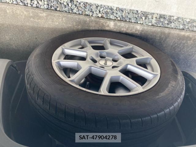 Jeep RENEGADE 2022-05 7501018-9