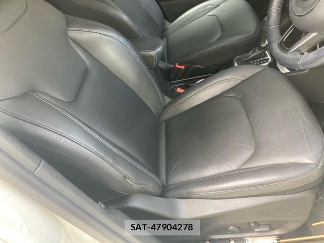 Jeep RENEGADE 2022-05 7501018-14