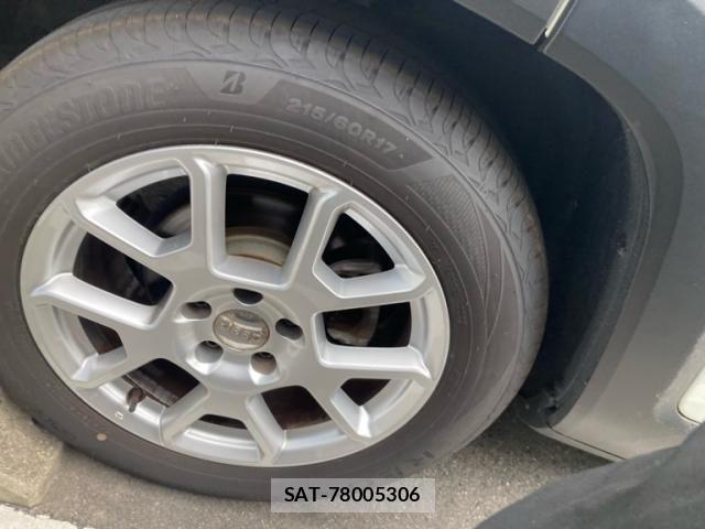 Jeep RENEGADE 2021-08 7508886-4