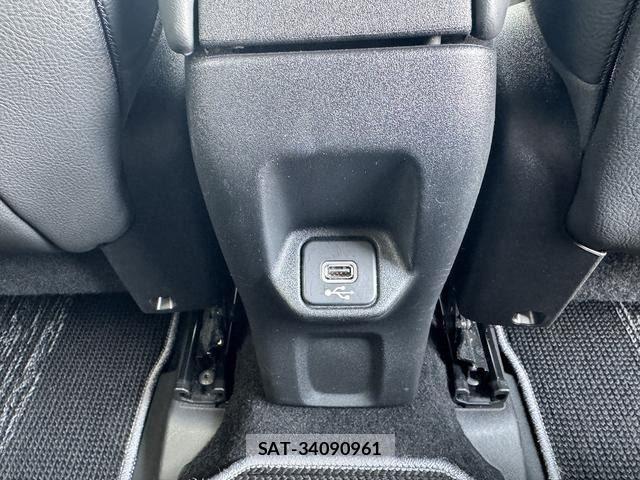 Jeep RENEGADE 2019-02 7508888-23