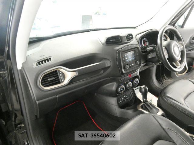 Jeep RENEGADE 2017-06 7508887-14